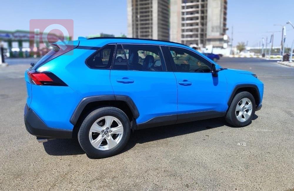 تويوتا راف 4